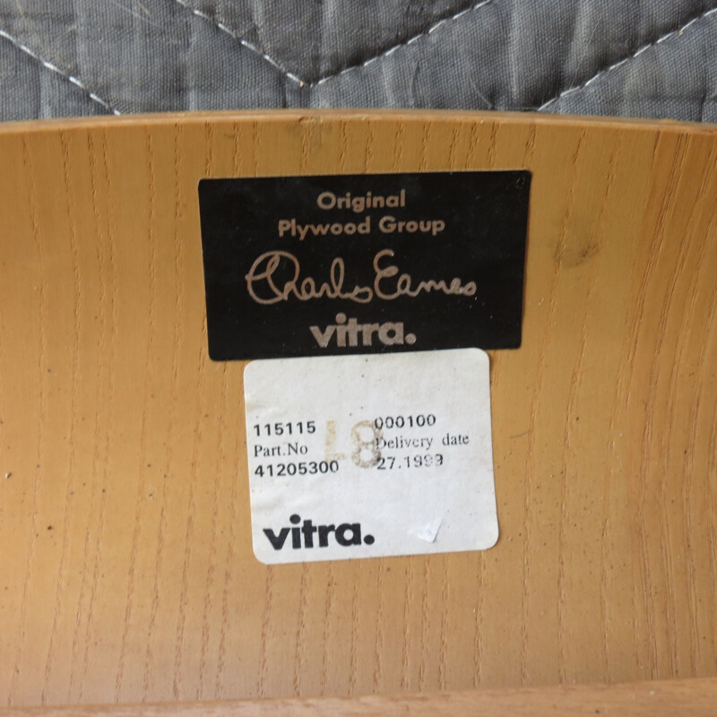 Ensemble de 4 chaises vintage Dcw par Charles Eames pour Vitra, 1999