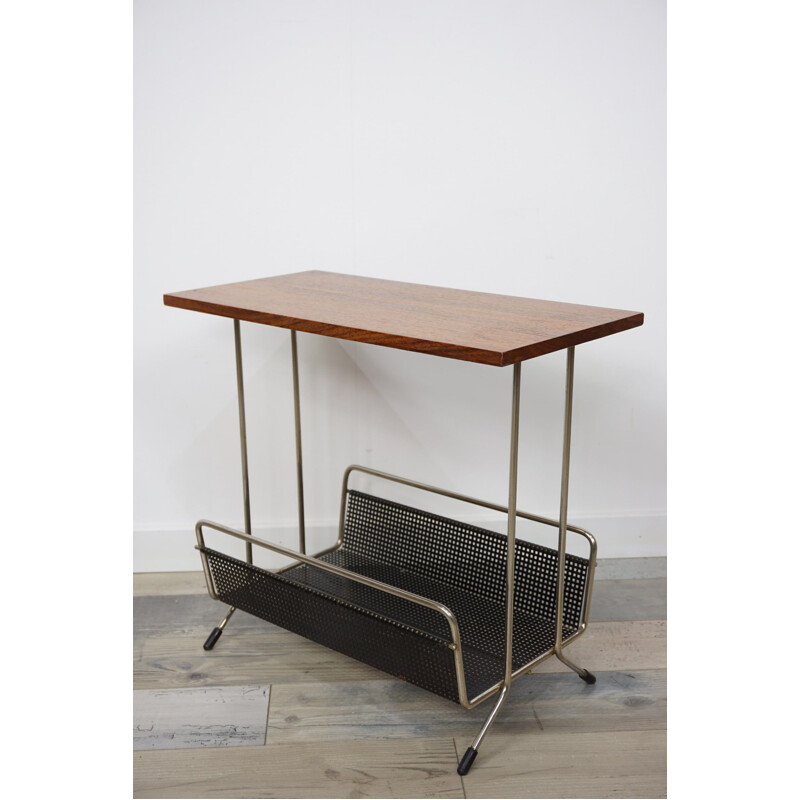 Table d'appoint vintage avec porte-revues de Tjerk Reijenga pour Pilastro, Pays-Bas 1950