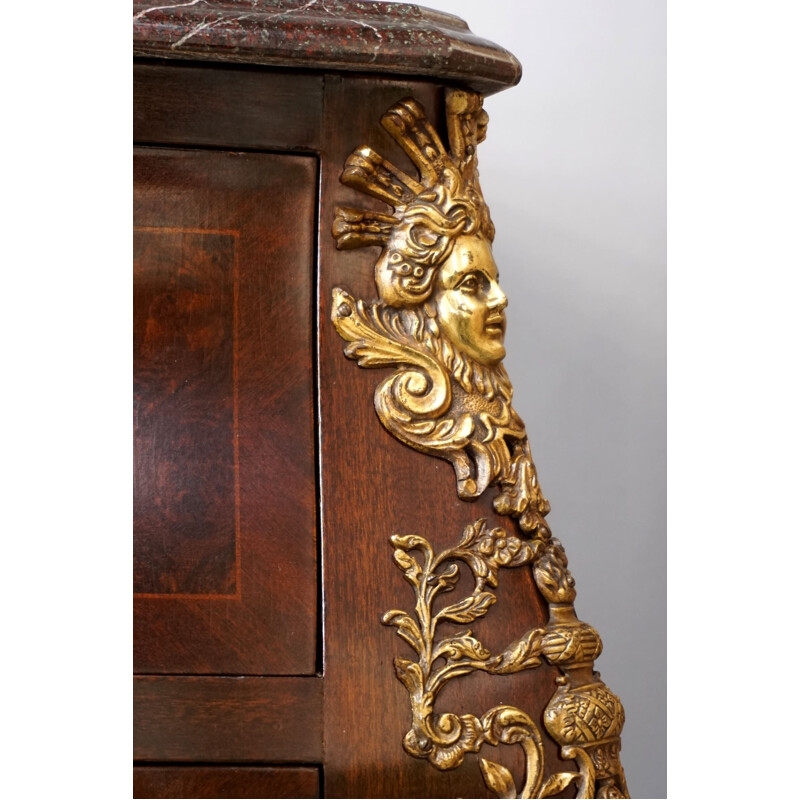 Vintage chest of drawers in mahogany, Amboyna burl and red marble