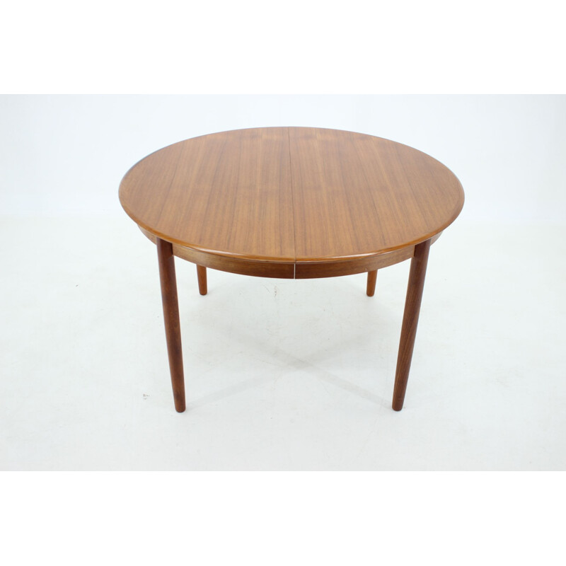Vintage teak round extendable dining table, Denmark 1960s