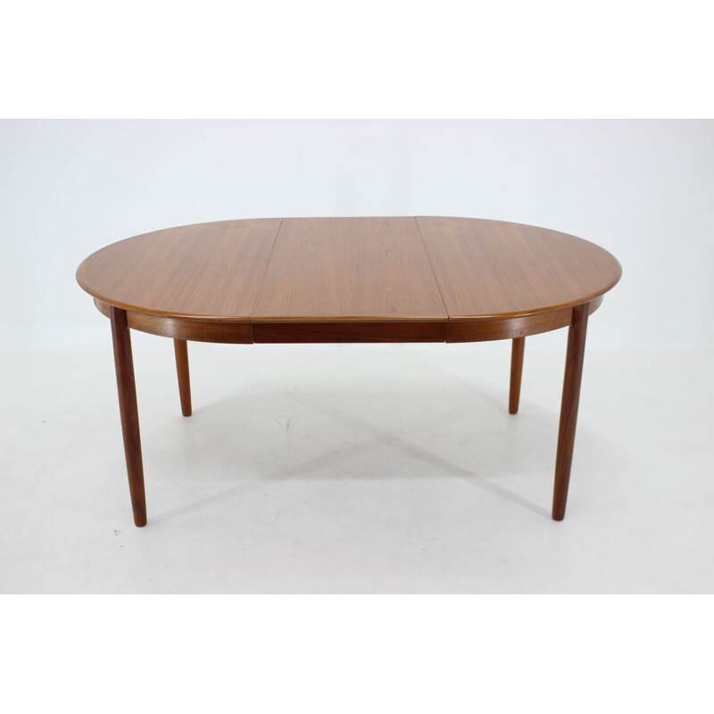 Vintage teak round extendable dining table, Denmark 1960s