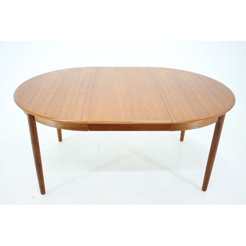 Vintage teak round extendable dining table, Denmark 1960s