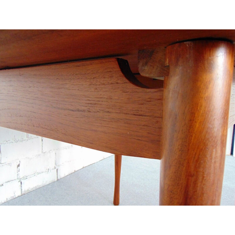 Mid century extending teak table, 1950s