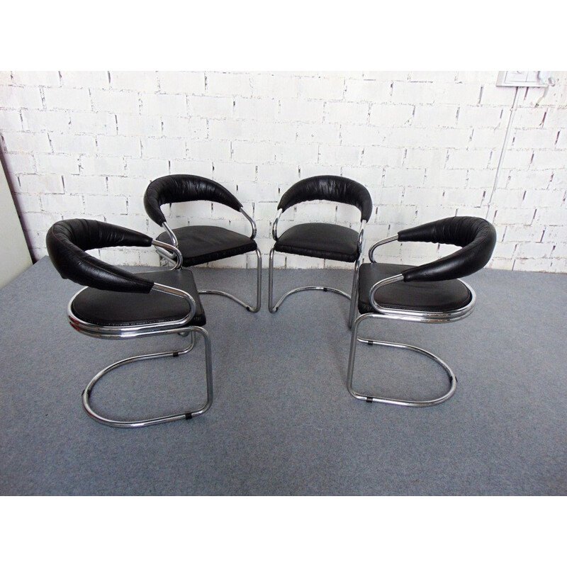 Set of 4 vintage chairs by Giotto Stopping