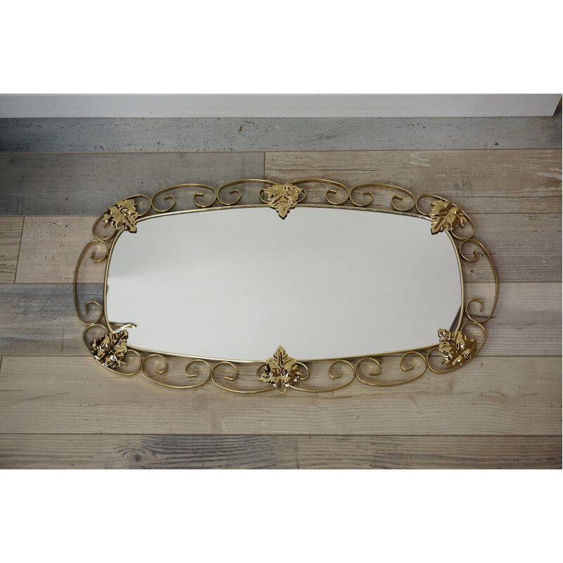 Specchio ovale in ottone vintage, 1950-1960