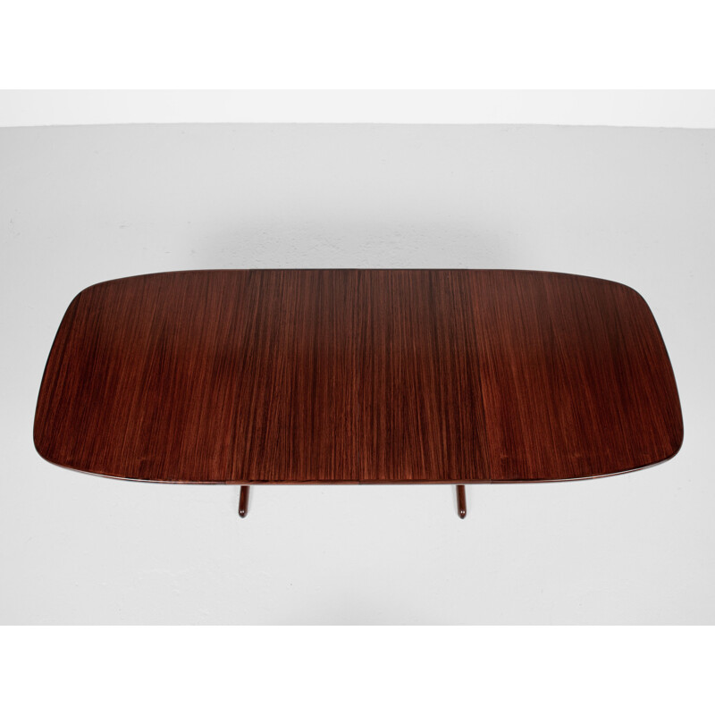 Dänischer ovaler Vintage-Tisch aus Palisanderholz von Skovby, 1960