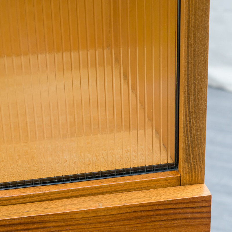 Vintage display cabinet in walnut and structured glass, 1950s