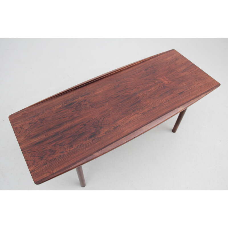 Scandinavian vintage coffee table in Rio rosewood model Gj 106 by Grete Jalk for Poul Jeppersen, 1959