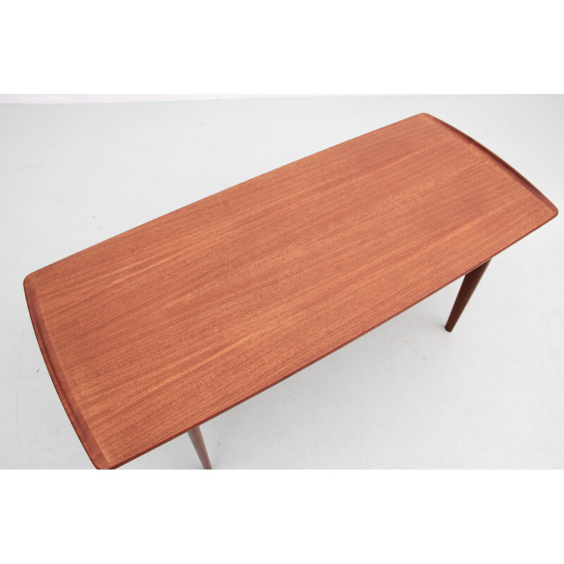 Scandinavian vintage teak coffee table by Kindt-larsen for France and Søn