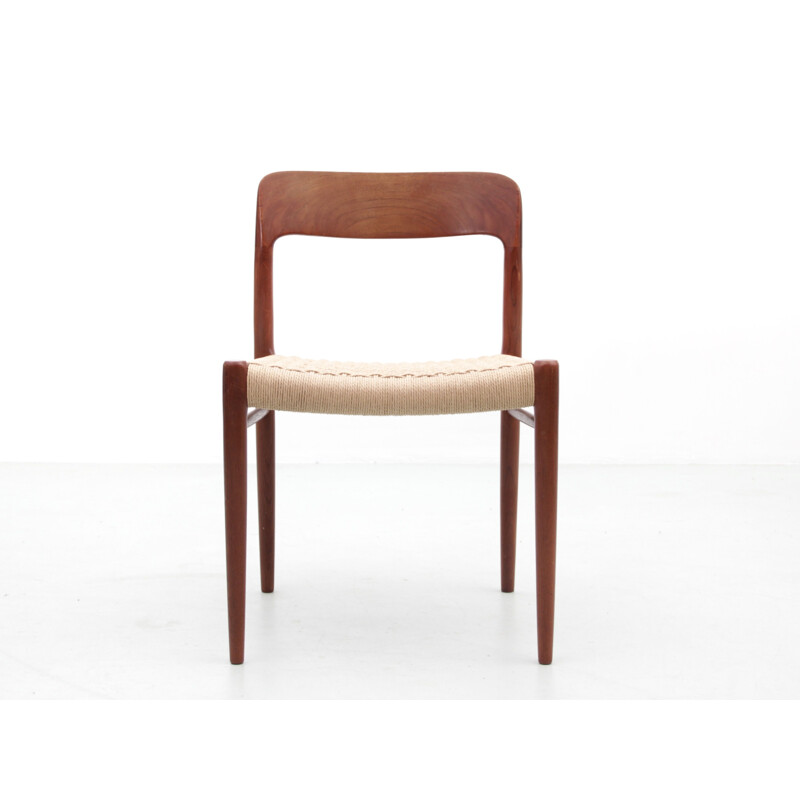 Set of 6 Scandinavian vintage teak chairs model 75 by Niels O. Møller