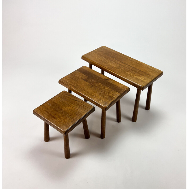 Tables gigognes modernistes vintage en chêne, 1960