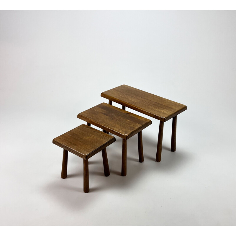 Tables gigognes modernistes vintage en chêne, 1960