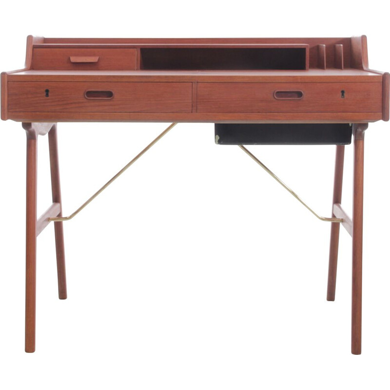 Scandinavian vintage teak dressing table by Arne Wahl Iversen