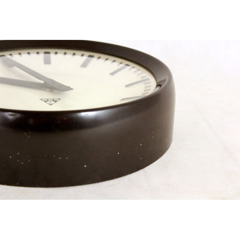 Relógio de baquelite Vintage da Pragotron, 1950