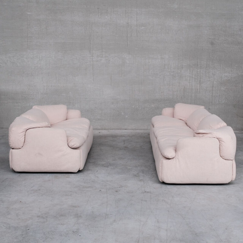 Mid-century "Confidential" three seater sofa by Alberto Rosselli for Saporiti, Italy 1972