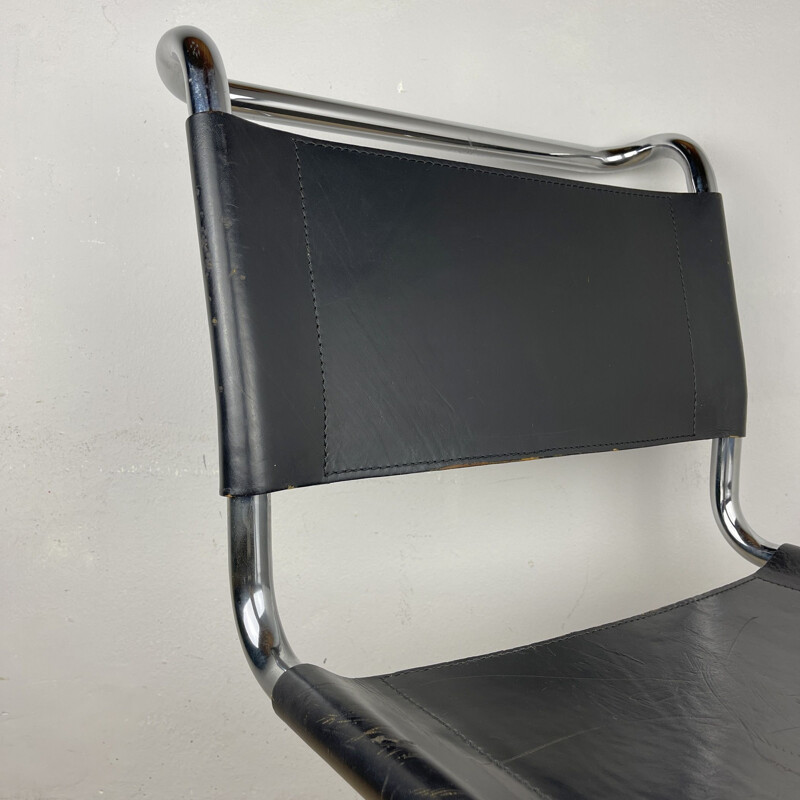 Set of 4 vintage cantilever dining chairs B33 in black leather by Marcel Breuer, Italy 1970s