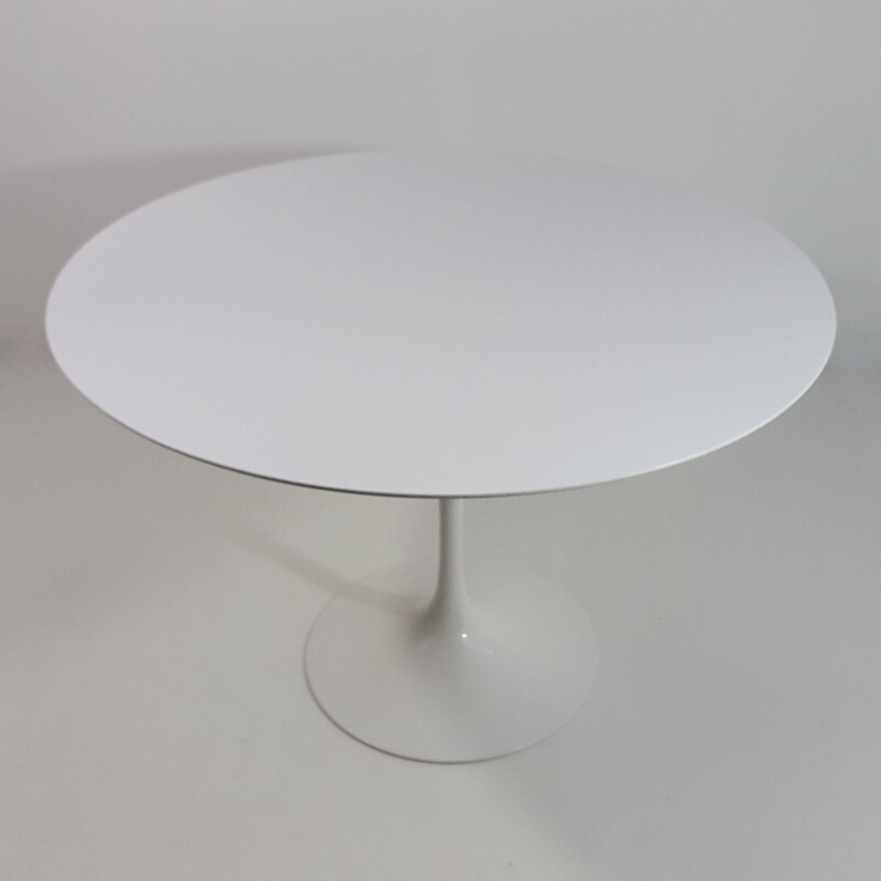 Vintage Knoll "Tulip" dining table, Table "Tulipe" Knoll vintage, Eero SAARINEN - 1970s