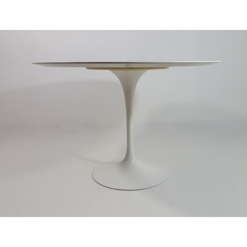 Vintage Knoll "Tulip" dining table, Table "Tulipe" Knoll vintage, Eero SAARINEN - 1970s