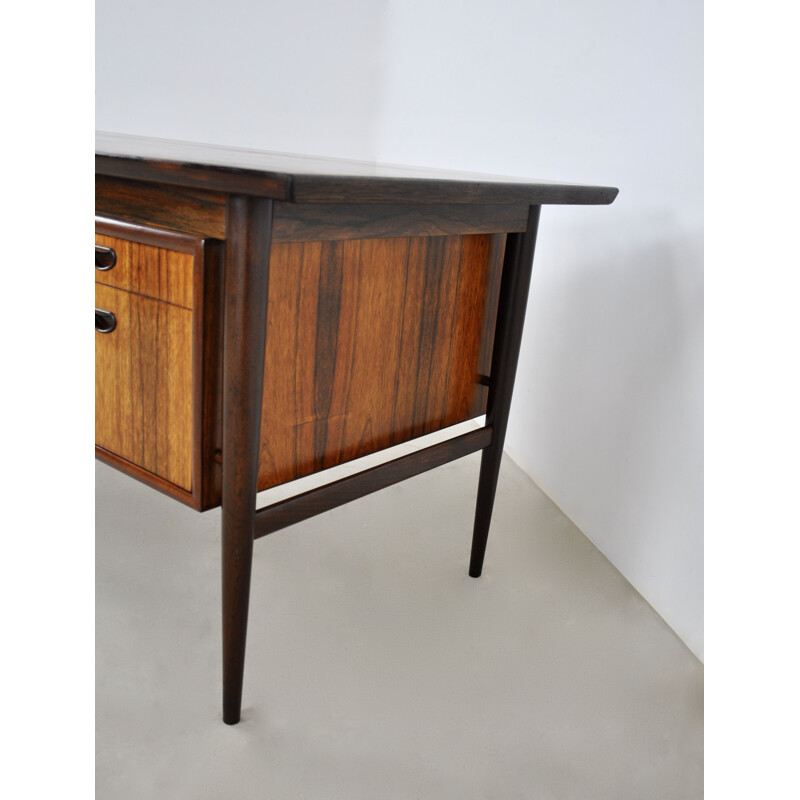 Mesa de madeira Vintage por Oswald Vermaercke para a forma V, 1960