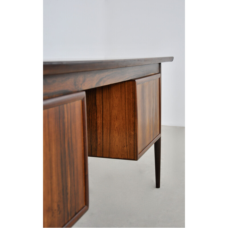 Mesa de madeira Vintage por Oswald Vermaercke para a forma V, 1960