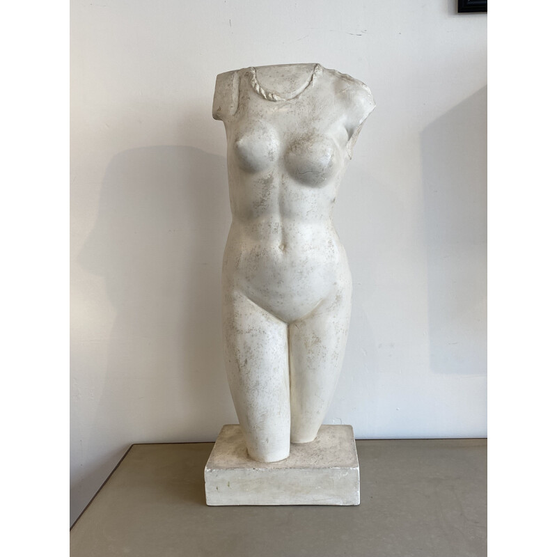 Busto vintage de escayola del taller de molduras del Louvre