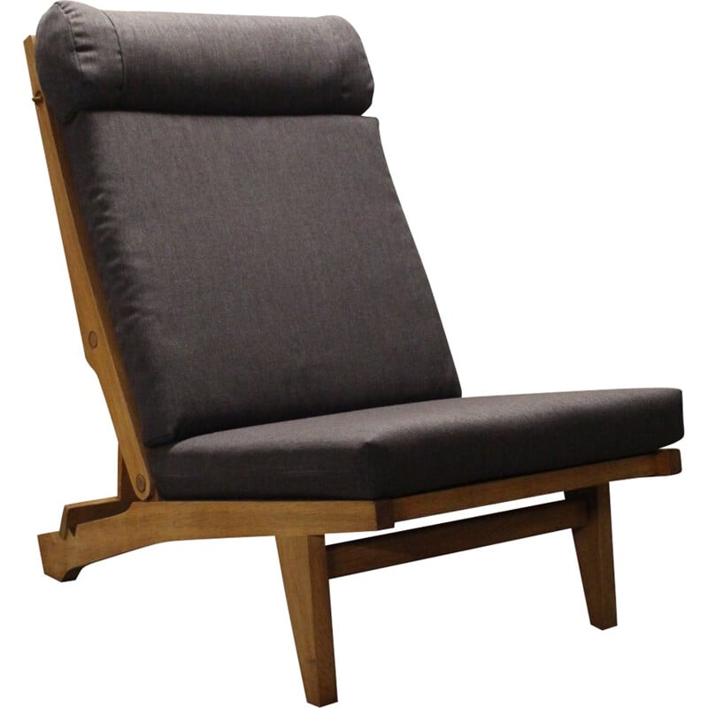 A. P. Stolen "AP71" easy chair in oak and black fabric, Hans J. WEGNER - 1960s
