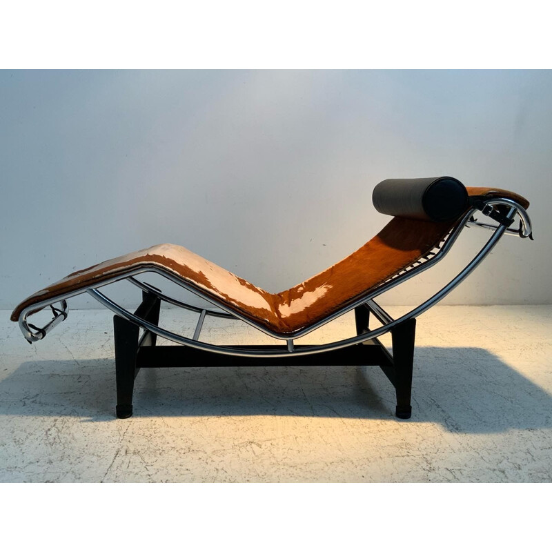 Lc 4 vintage lounge chair by Charlotte Perriand Jeanneret and Le Corbusier