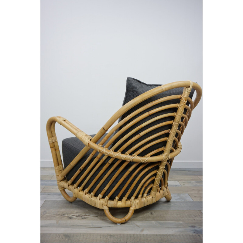 Vintage rattan armchair model AJ237 by Arne Jacobsen