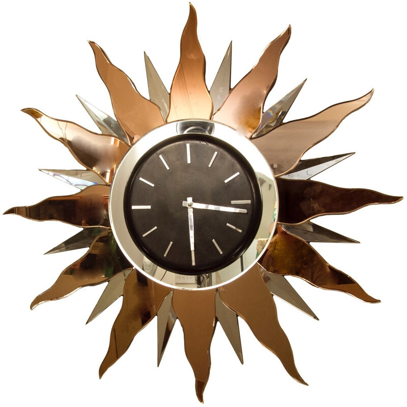 Sun shaped clock in peach glass and mirror - 1930s