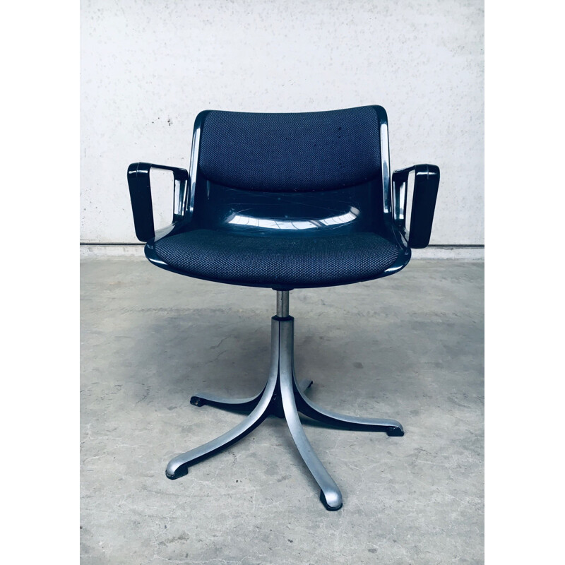 Modus vintage swivel chair by Osvaldo Borsani for Tecno, Italy 1982s