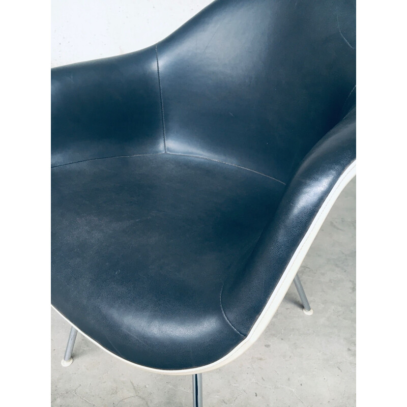 Vintage leather armchair by Charles and Ray Eames for Herman Miller, USA 1960