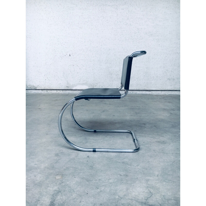Paire de chaises vintage cantilever MR10 en noir, Italie 1960