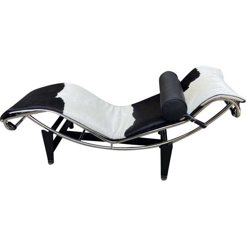 LC4 Poney vintage zwart-witte chaise longue van Le Corbusier en Charlotte Perriand