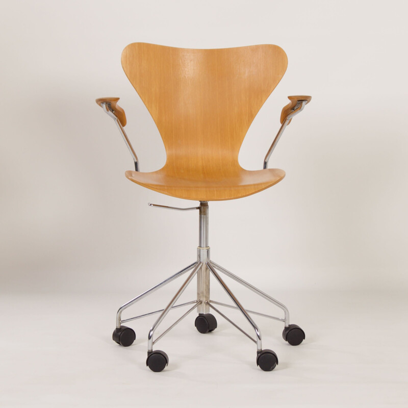 Bureaustoel Butterfly 3217 van Arne Jacobsen voor Fritz Hansen, 1980