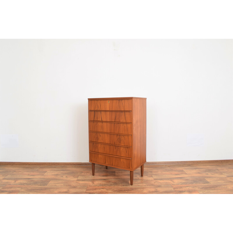 Mid-century danish teak chest of drawers, 1960s