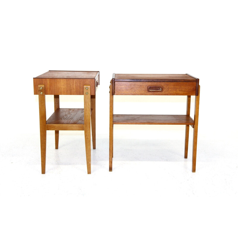 Paire de tables de chevet vintage en teck et en chêne, Suède 1960