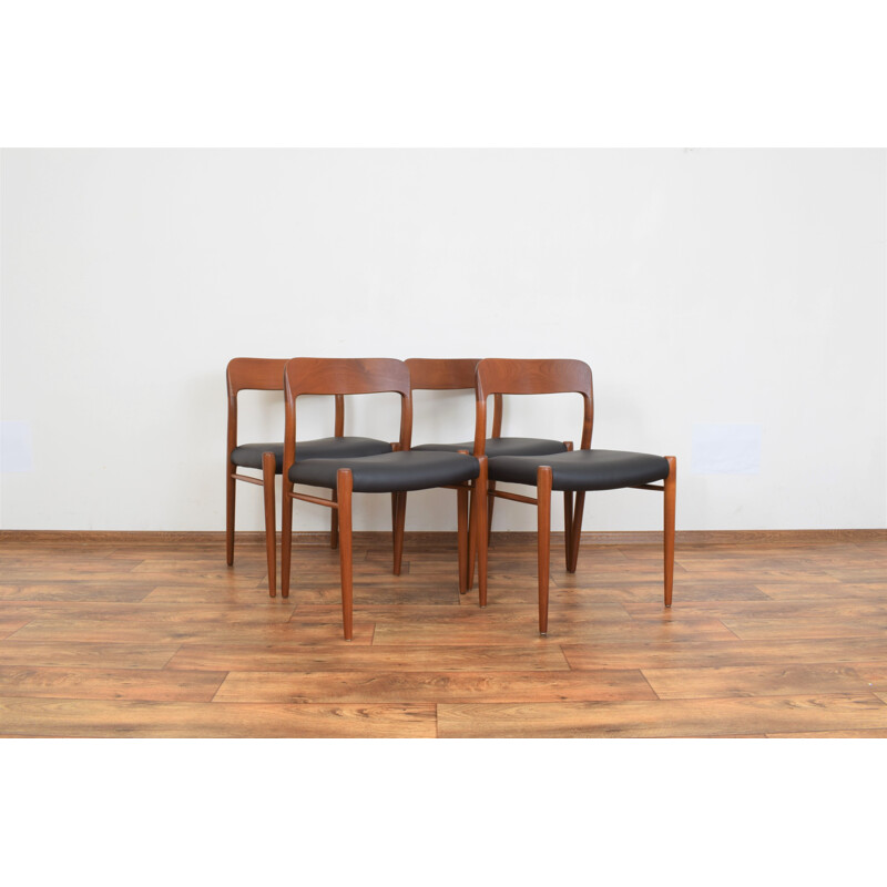 Ensemble de 4 chaises danoises vintage en teck et cuir modèle 75 par N. O. Møller pour J.L. Møller, 1960