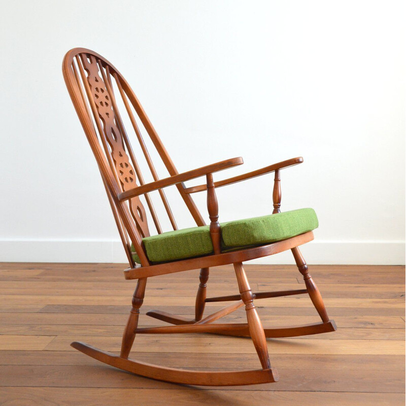 Vintage Windsor beechwood and elmwood rocking chair, 1950