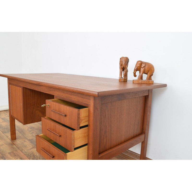 Mid-century Danish Freestanding teak desk, 1960s