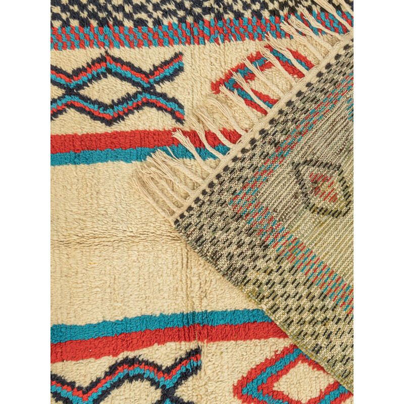 Vintage Berber carpet azilal in wool, Morocco