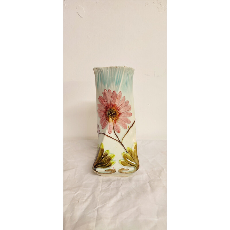 Vase vintage "Art nouveau" en céramique avec motifs floraux