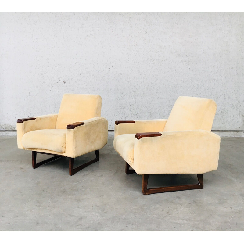 Paar vintage fluwelen en houten fauteuils, Denemarken 1950-1960