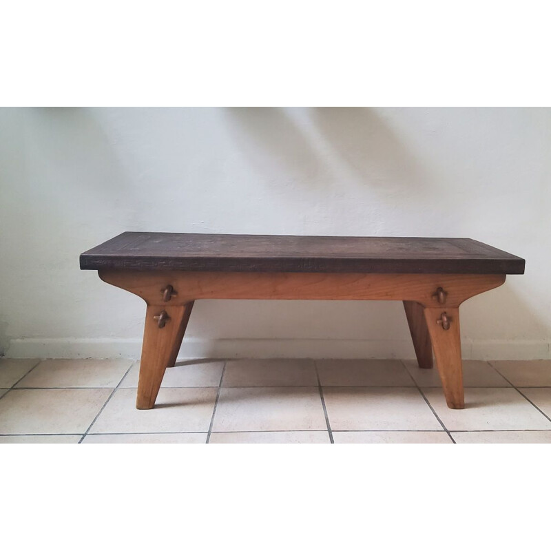 Table basse vintage en cuir et bois par Angel Pazmino pour Muebles de Estilo, 1960