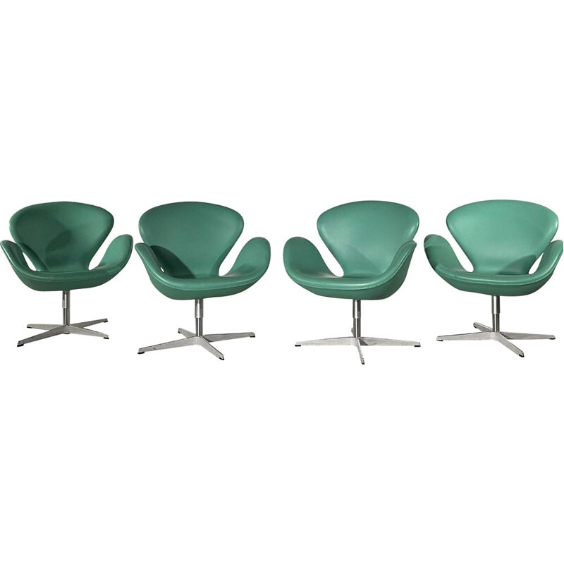 Set van 4 vintage "Swan" fauteuils van Arne Jacobsen voor Fritz Hansen, 2011