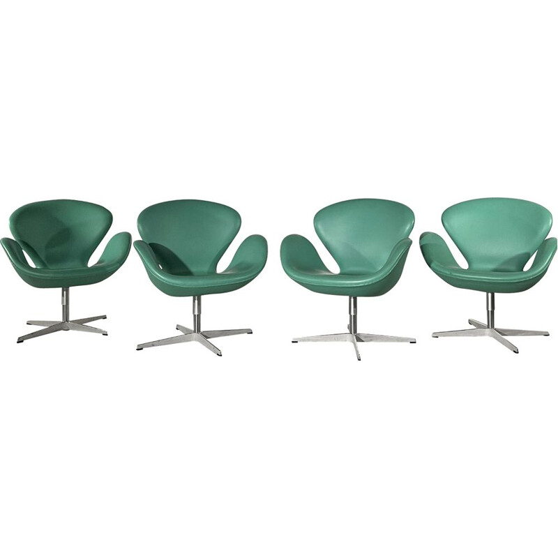 Conjunto de 4 sillones vintage "Swan" de Arne Jacobsen para Fritz Hansen, 2011