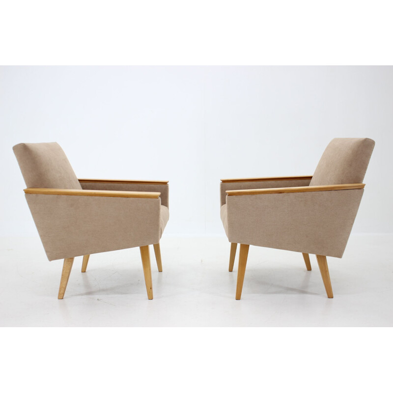 Pareja de sillones minimalistas vintage, Checoslovaquia