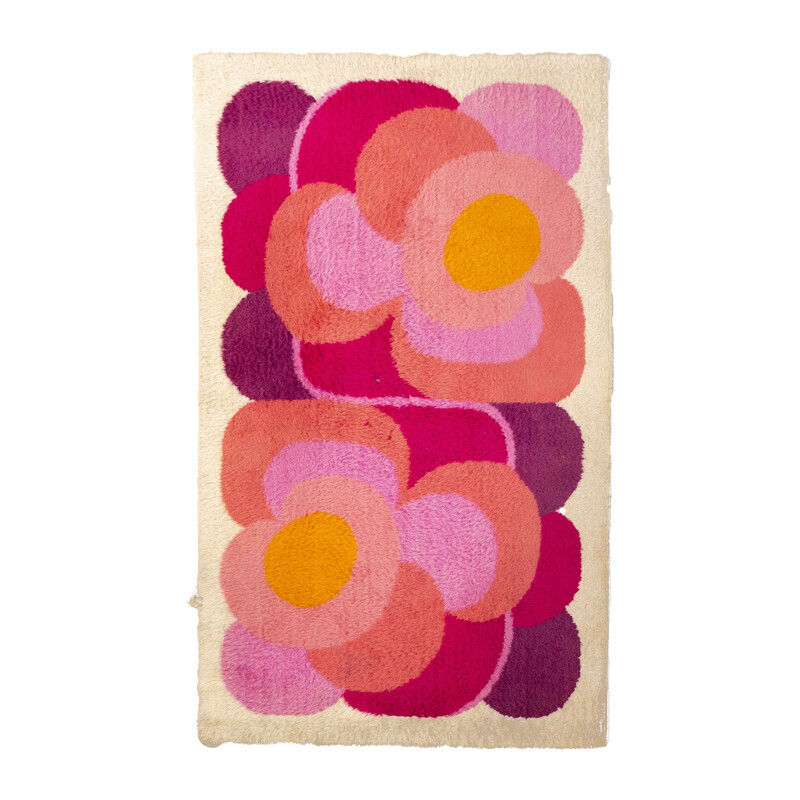 Tapis Desso fleur rose vintage