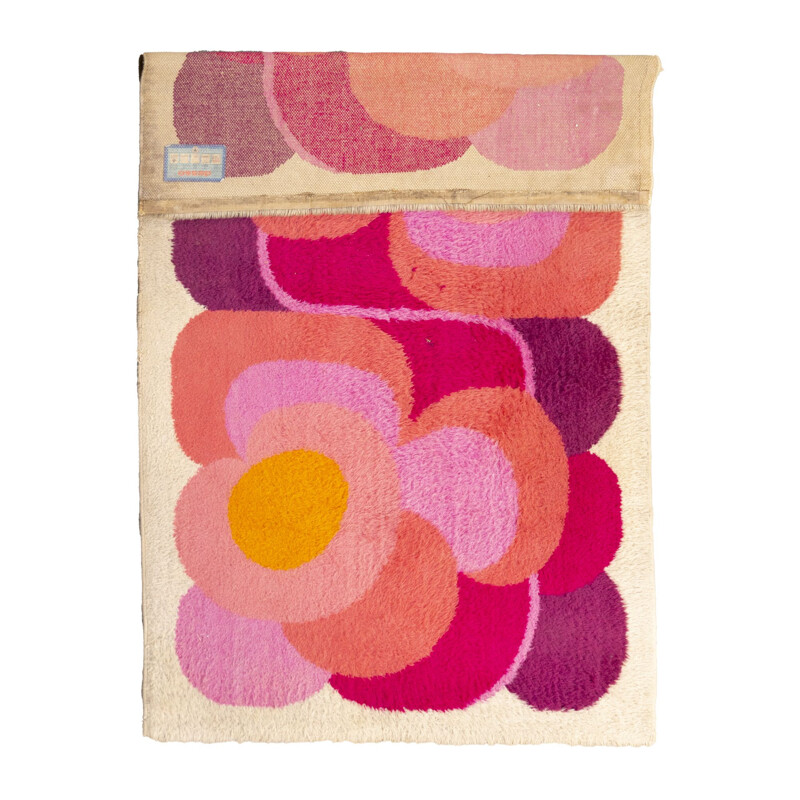 Vintage pink flower Desso rug