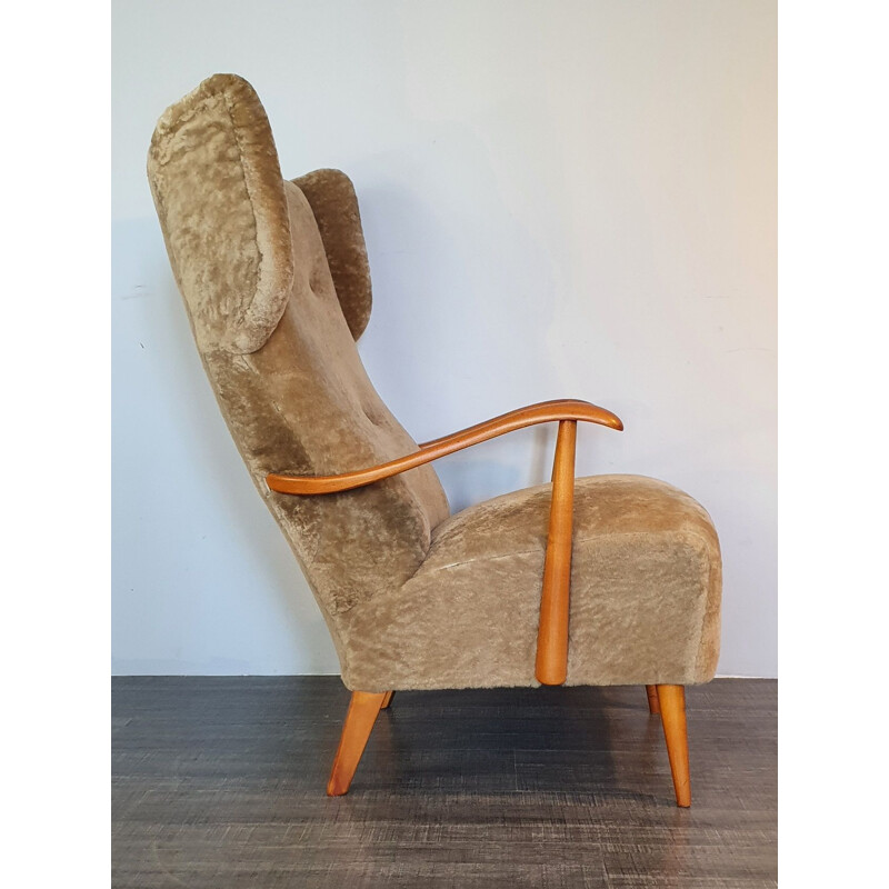 Fauteuil Wing norvégien vintage avec ottomane en peau de mouton, 1950