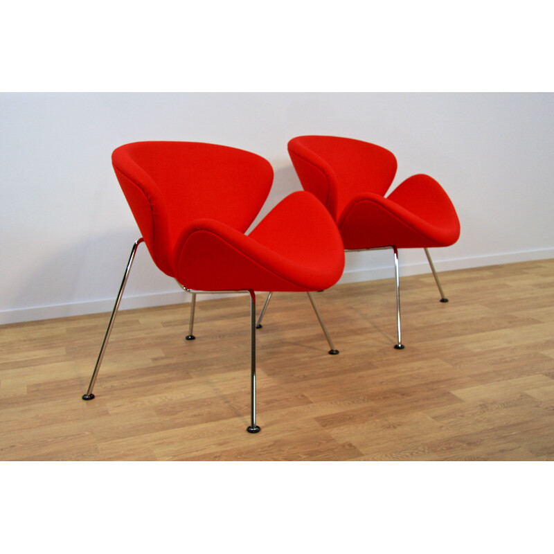 Artifort "Orange Slice" lounge chair in red fabric, Pierre PAULIN - 1970s